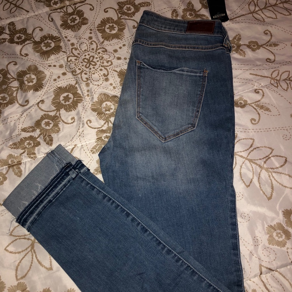 Hollister High-Rise Super Skinny Jeans